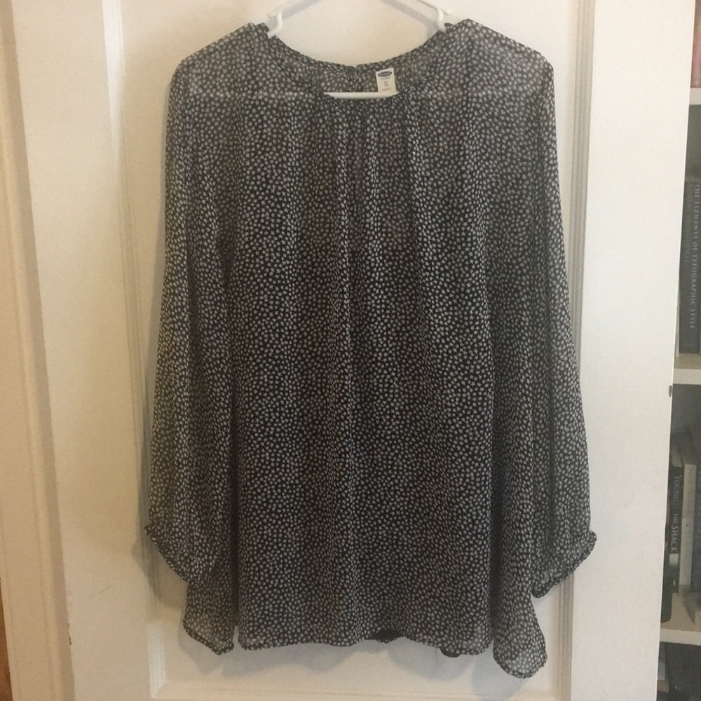 NWT Tall-sized black/white sheer top w/cami
